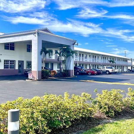 Flamingo Motel Okeechobee Esterno foto