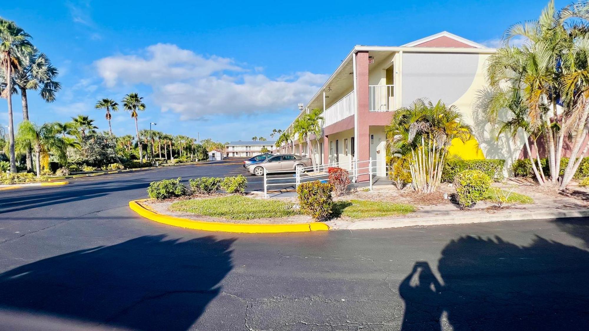 Flamingo Motel Okeechobee Esterno foto